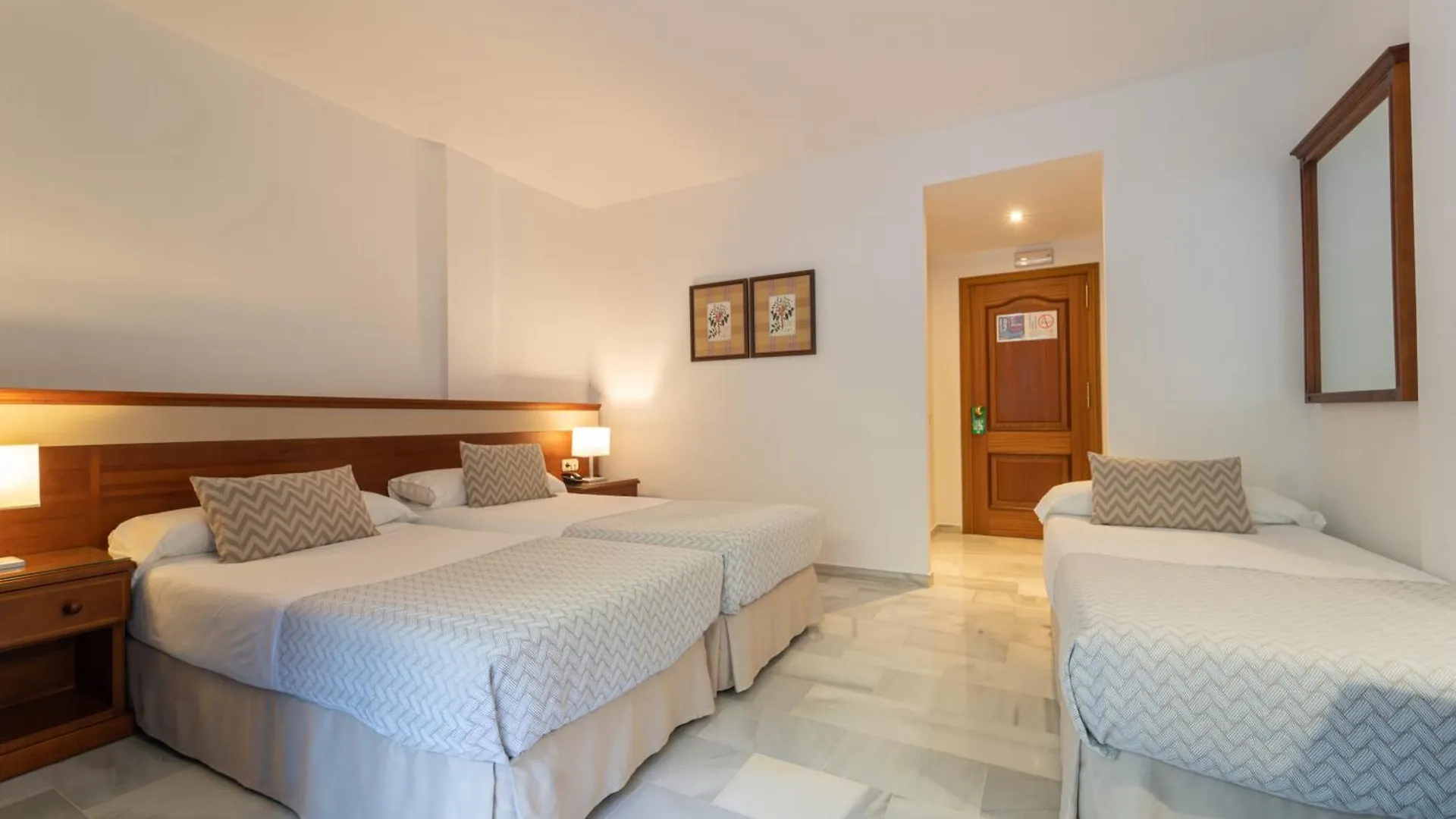 Hotel Piedra Paloma By Croma Estepona 2*,  Espanha